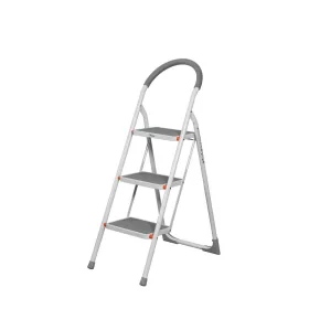   Összecsukható 3 lépcsős fellépő, utolsó lépcsőfok magassága 71 cm
