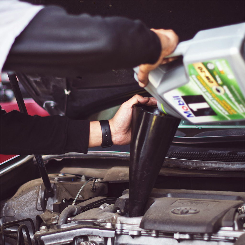 Milyen időközönként kell motorolajat cserélni? – Hogyan őrizd meg autód állapotát